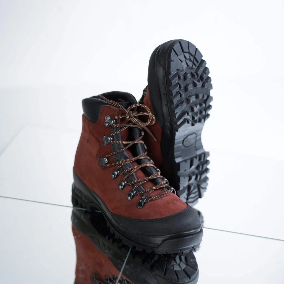 Samelin | TJÅKKO 553P Hiking Boots | Premium vandringskängor med Vibram - sula | Rosso - TJÅKKO