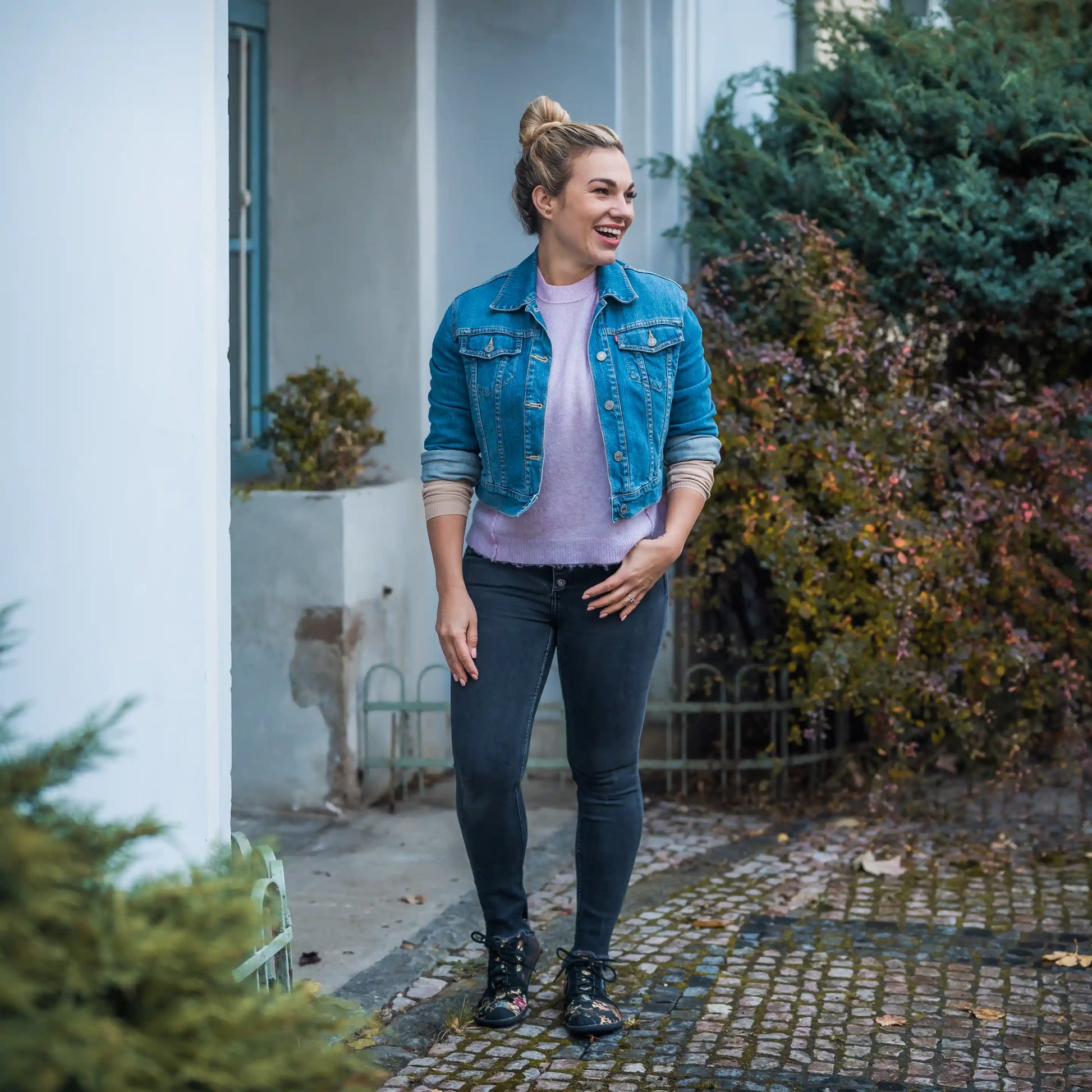 Saltic | Fura Fashion Vegan | Broderad design-sneaker med ExtasyFix®-sula Saltic TJÅKKO