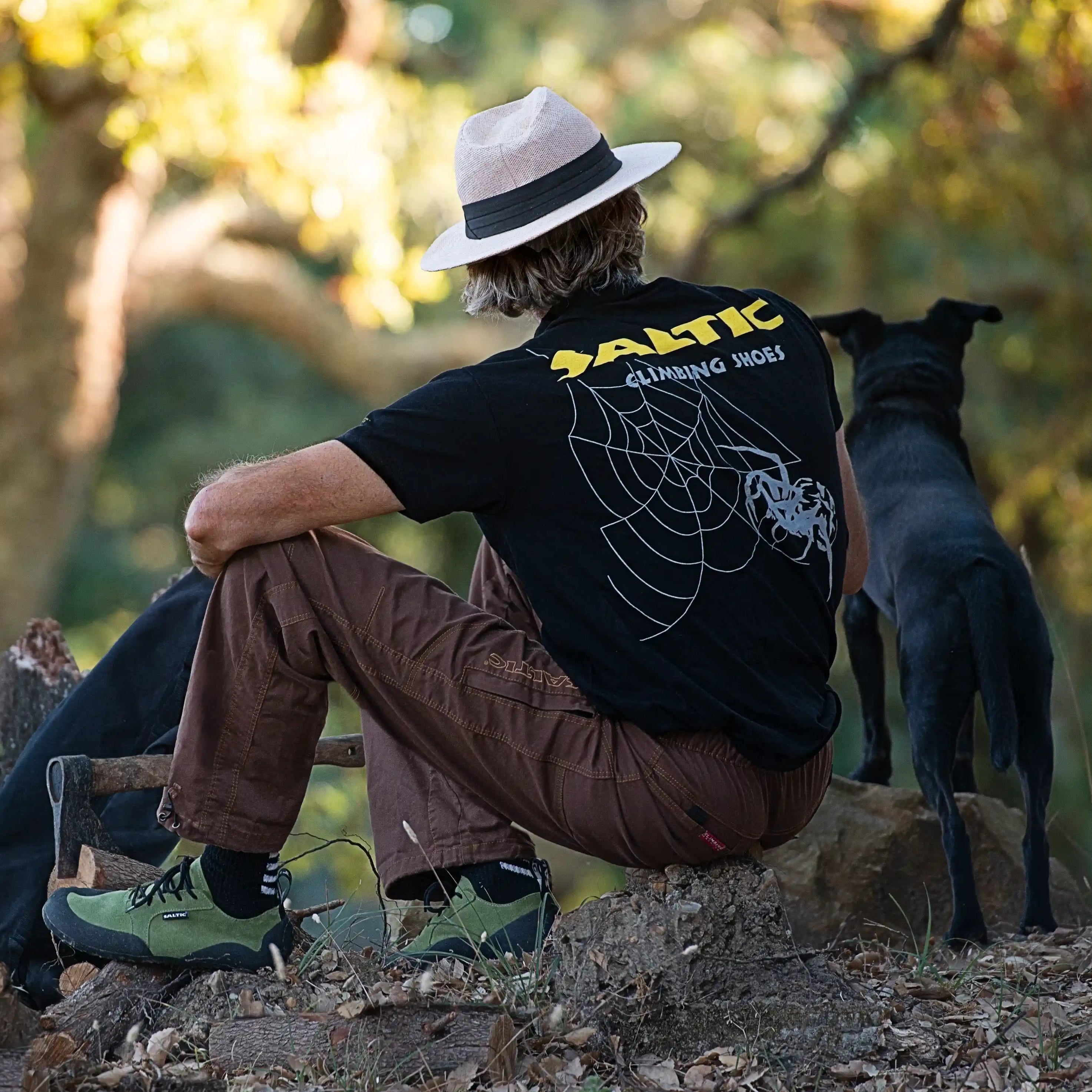 Saltic | Outdoor Flat | Låg outdoor-sko för vår till höst Saltic TJÅKKO