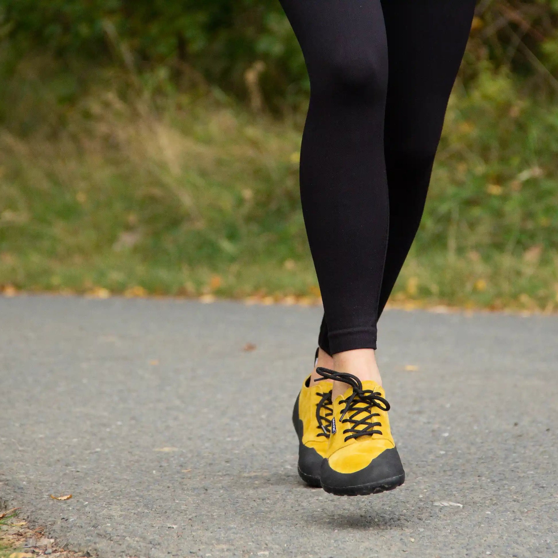 Saltic | Outdoor Flat | Låg outdoor-sko för vår till höst Saltic TJÅKKO