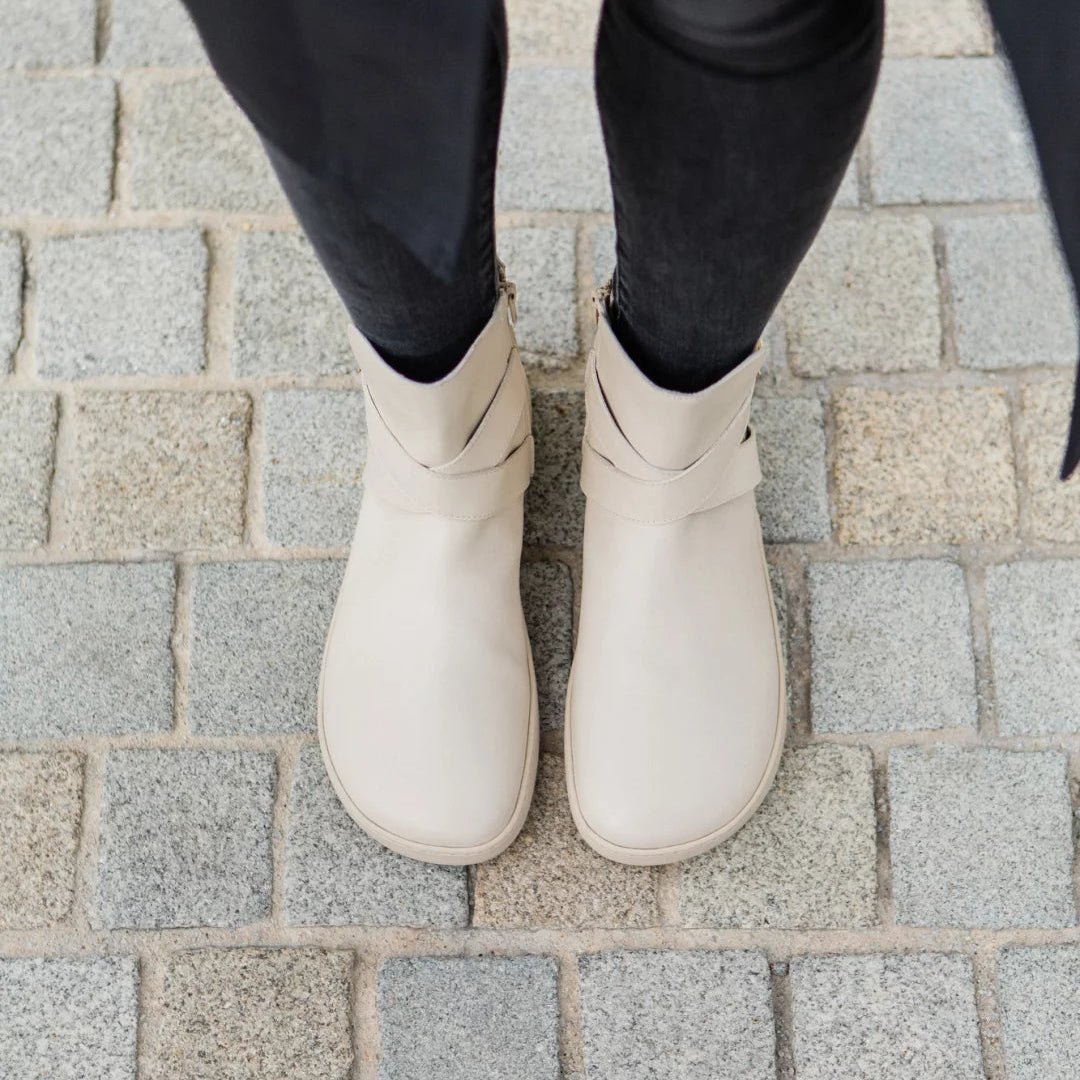 Divine Shapen TJÅKKO Shoes & Adventure