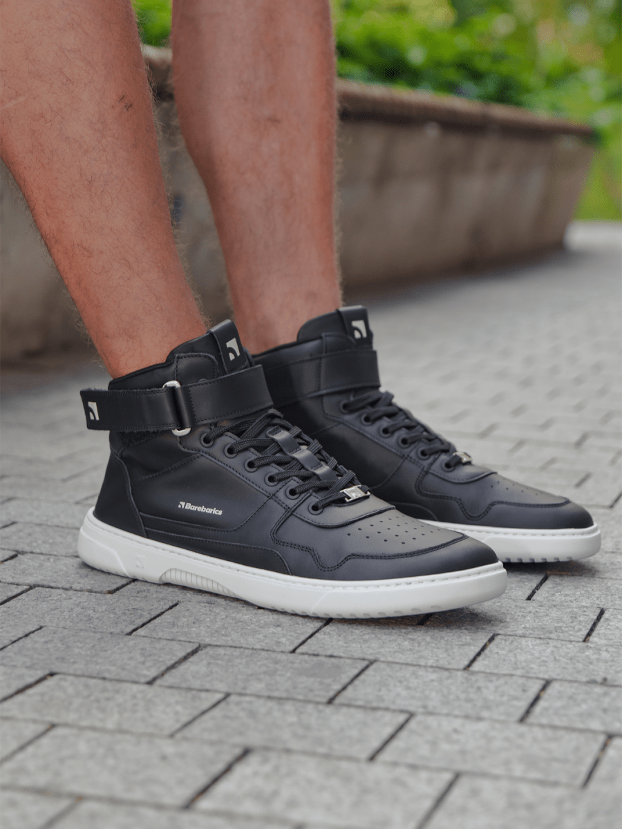 Barebarics | Zing High Top | Klassiska höga sneakers i läder Barebarics TJÅKKO